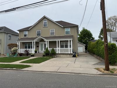35 3rd Avenue