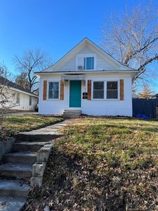 810 S Hardy Ave