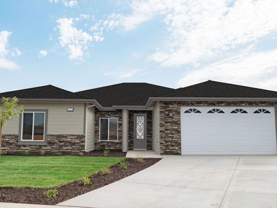 1054 N Acacia Street