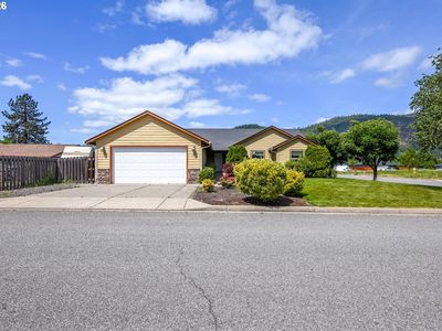 335 Weaver Ave