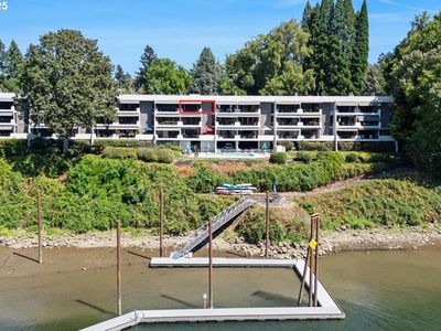 790 SE Webber St UNIT 305