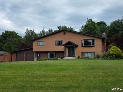 16 Apache Drive