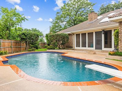 2036 Parkridge Ct