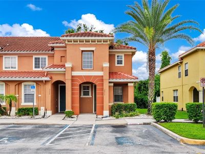 5266 PARADISE CAY CIRCLE