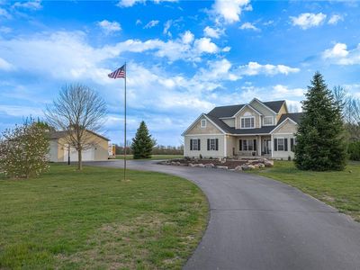3223 Straley Rd