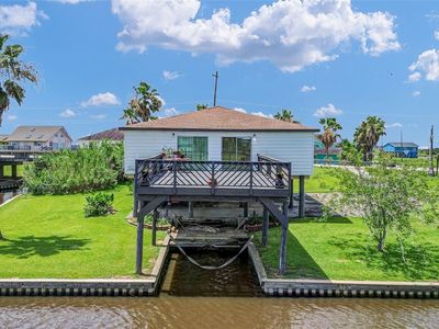 1571 Blue Water Dr