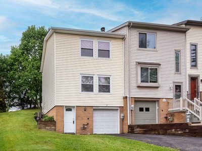 Property at 3252 Camberly Dr, Gibsonia, PA