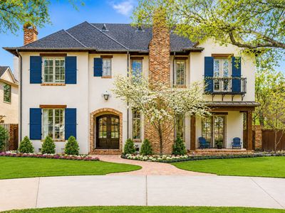 3021 Southwestern Blvd