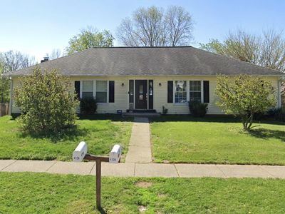 412 Woodview Dr