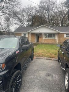 526 Bunche Ct