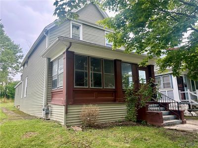 111 Hawley St
