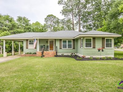 Property at 883 4th Ave, Rochelle, GA
