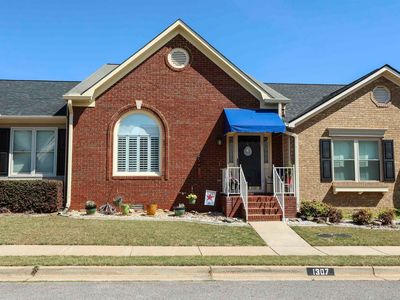 1307 Cambridge Pl