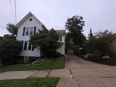434 Center Ave