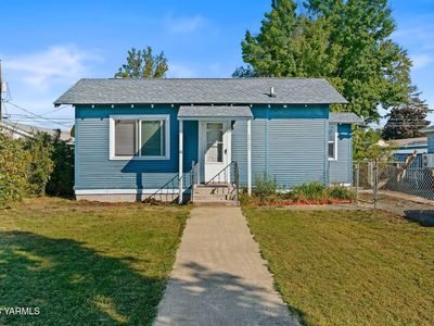 1511 Roosevelt Ave
