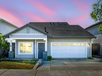 1403 Snowy Cloud Way