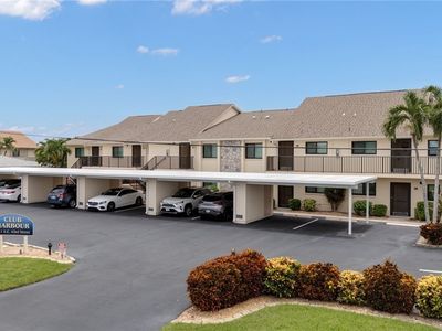 511 SE 43rd St APT 203
