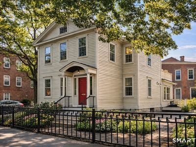 216 Saint John Street