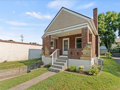 10 Hartwell Ct