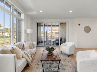 156 N Center St Unit 202