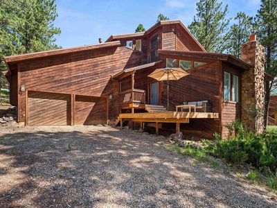 30 Woodlands Dr