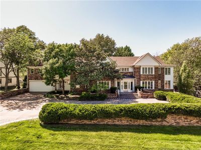 8616 Cedar Dr
