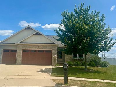 12 Caladonia Ct