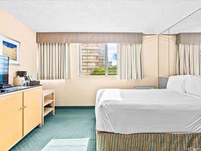 444 Kanekapolei St #413