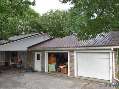 642 Star St