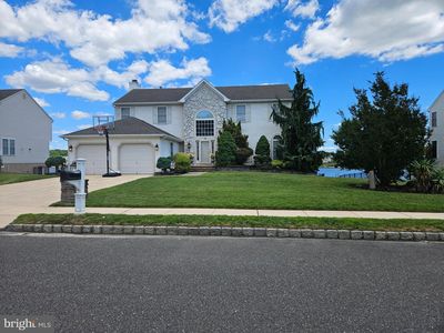 13 Waterview Dr