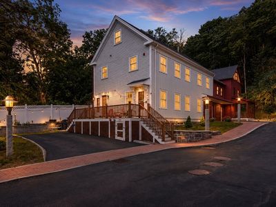 83 High St #4