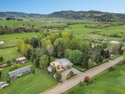 1381 Oak Hill Rd
