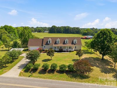6795 Jones Rd