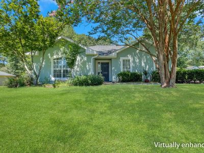 230 Glenbrook Dr