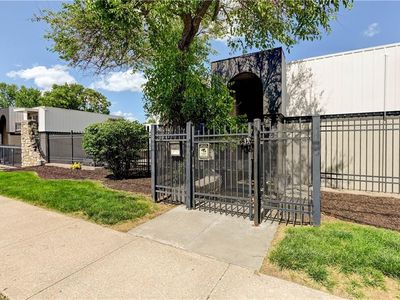 4157 Roanoke Rd APT 2