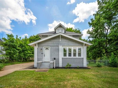 Property at 1318 3rd St SE, Massillon, OH