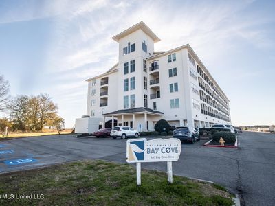 630 Bay Cove Dr #212