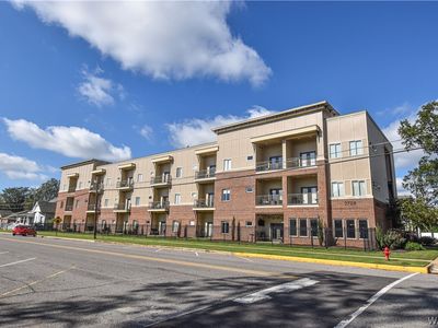 2708 7th St #207