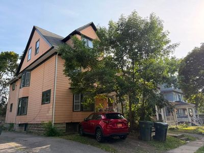 65-67 Lake View Park