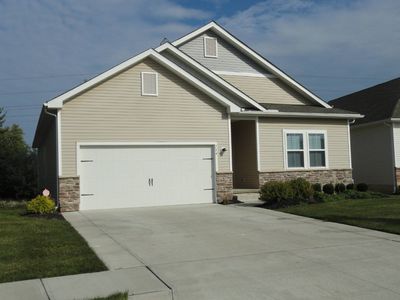 714 Hampshire Ct