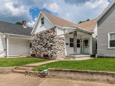 3137 Arlington Ave