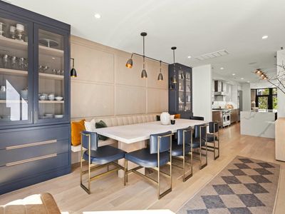 810 Park Ave #1
