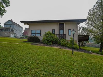 6 Rush Avenue