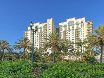 800 N Tamiami Trl UNIT 317