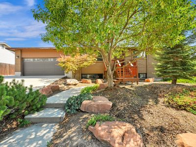 Property at 2532 E Cliff Swallow Dr, Sandy, UT