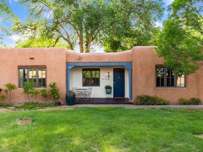 2737 Rio Grande Blvd NW