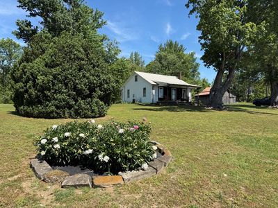 335 Nelson Cemetery Rd