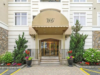 410 Westchester Avenue #314