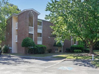 4246 Villas Dr. #704