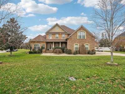 2715 Battleground Dr